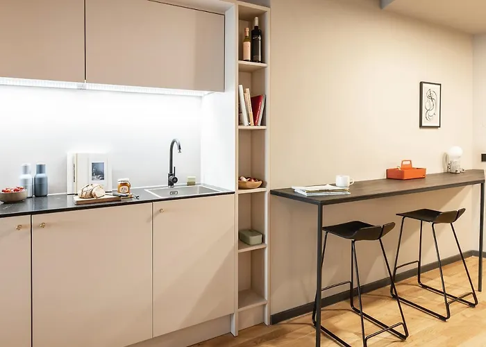 Ipartment Frankfurt Airport Otel 4*