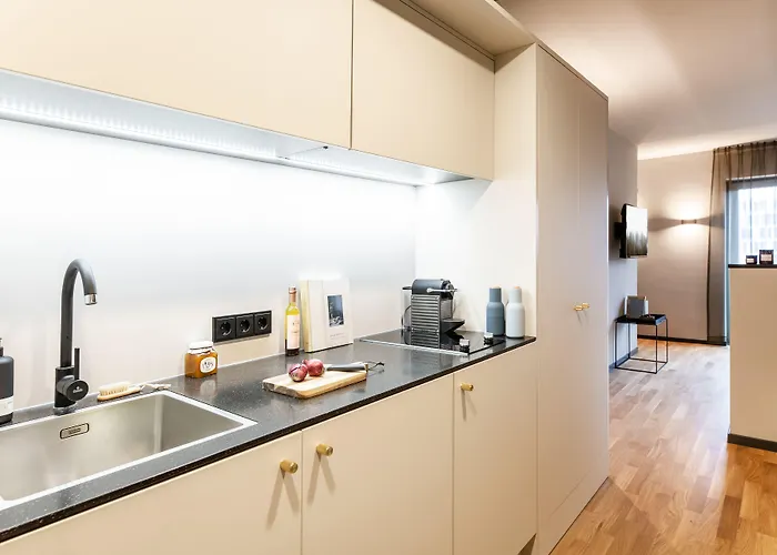 Ipartment Frankfurt Airport 4*